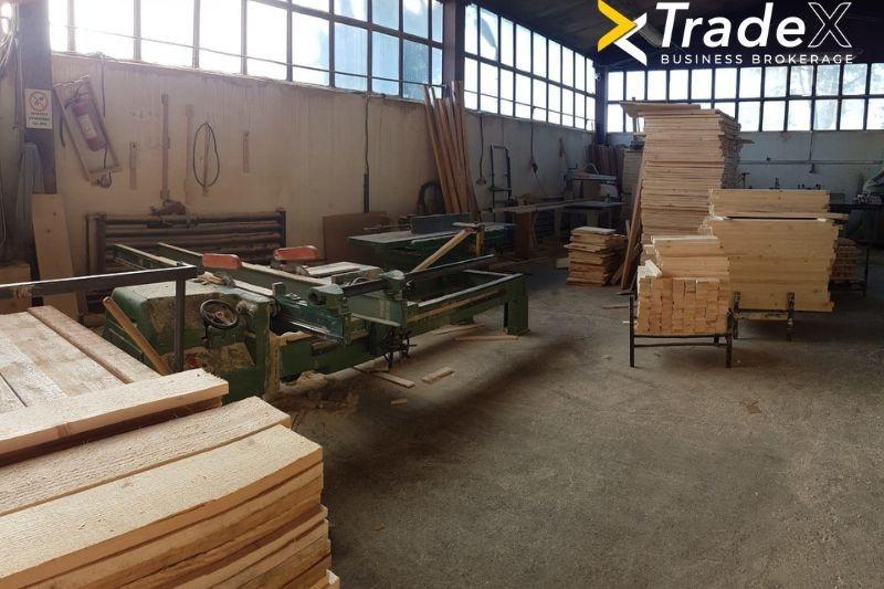 Fabrică produse din lemn de vânzare